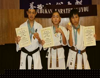 : : : : : : : : : : D:\23Nc̎ʐ^\IMG_2069.JPG